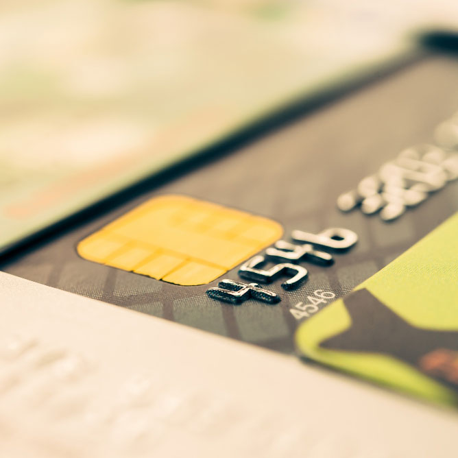 Consulti con carta di credito a 50 centesimi